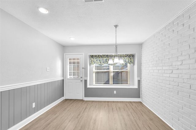 3876 Laura Leigh Drive, Friendswood, TX 77546