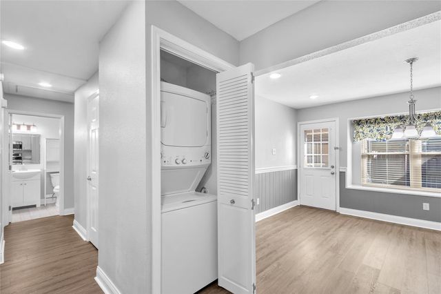 3876 Laura Leigh Drive, Friendswood, TX 77546