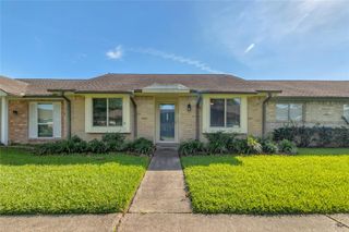 3876 Laura Leigh Drive, Friendswood, TX 77546