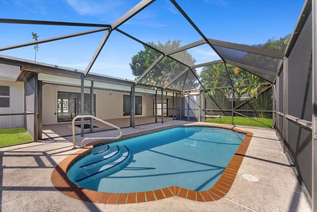 1699 Braeburn Place, Wellington, FL 33414
