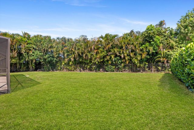 1699 Braeburn Place, Wellington, FL 33414