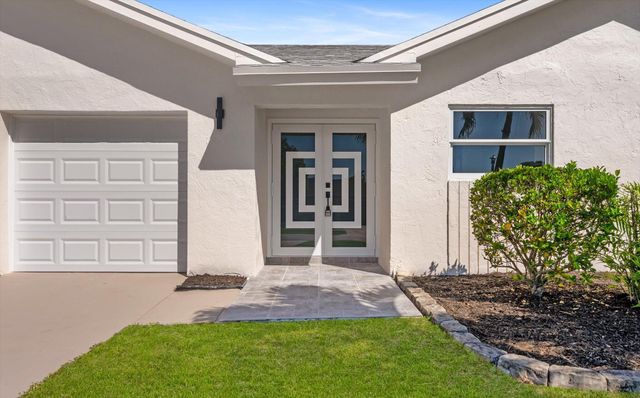 1699 Braeburn Place, Wellington, FL 33414