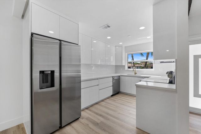 1699 Braeburn Place, Wellington, FL 33414