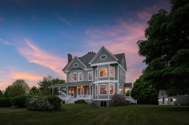 7750 Erick Street, Loretto, MN 55357