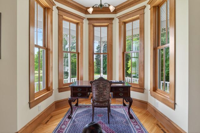 7750 Erick Street, Loretto, MN 55357