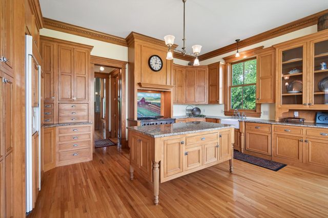 7750 Erick Street, Loretto, MN 55357
