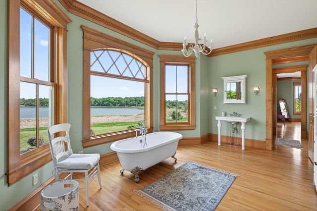 7750 Erick Street, Loretto, MN 55357