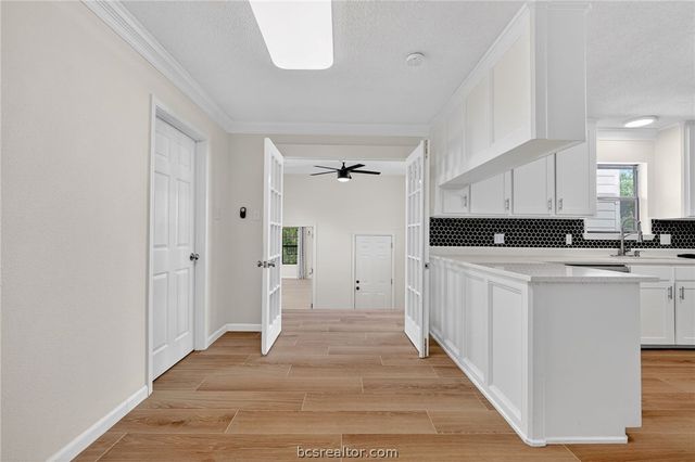 3928 Green Valley Drive, Bryan, TX 77802