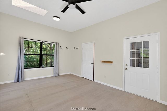 3928 Green Valley Drive, Bryan, TX 77802