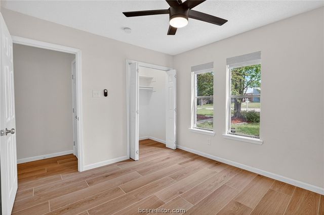 3928 Green Valley Drive, Bryan, TX 77802