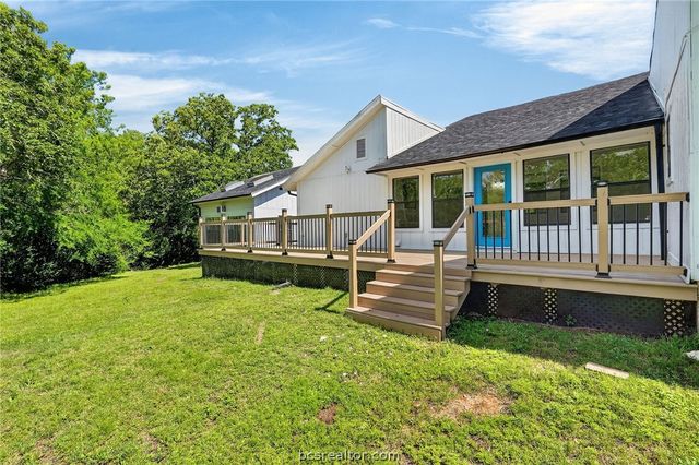 3928 Green Valley Drive, Bryan, TX 77802