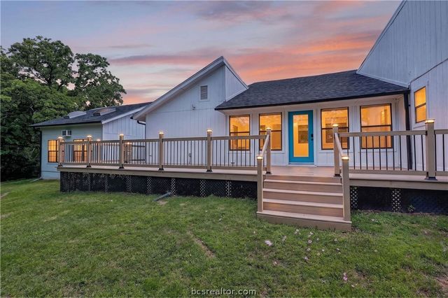 3928 Green Valley Drive, Bryan, TX 77802