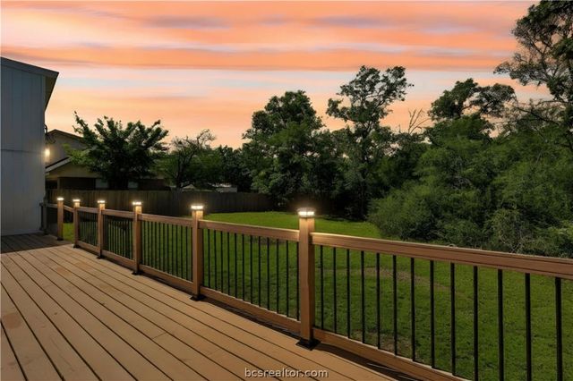 3928 Green Valley Drive, Bryan, TX 77802