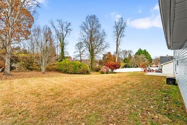 593 Blythewood Court, Greensboro, NC 27455