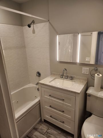 11 Bedford Avenue APT N4, Norwalk, CT 06850