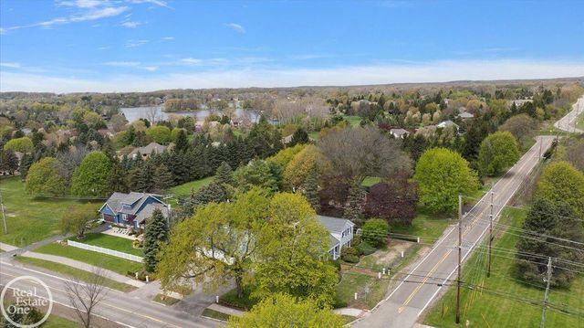 990 S Baldwin Road, Orion Twp, MI 48348