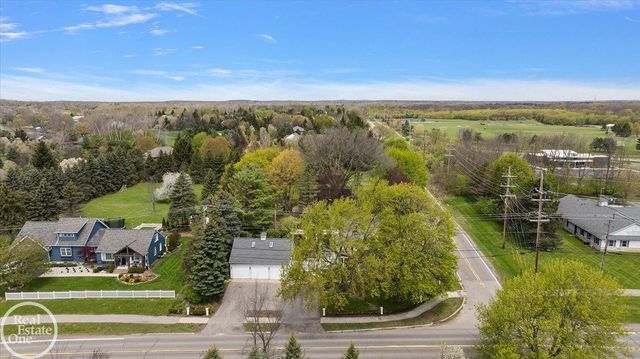 990 S Baldwin Road, Orion Twp, MI 48348