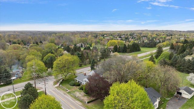 990 S Baldwin Road, Orion Twp, MI 48348