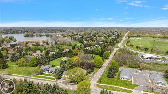 990 S Baldwin Road, Orion Twp, MI 48348