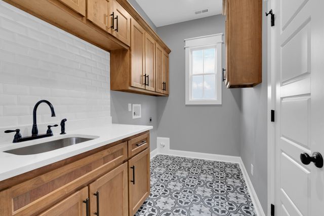 119 Settlers Trce, Tullahoma, TN 37388