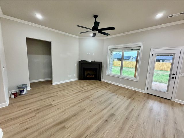 1816 Farmer Street, Pea Ridge, AR 72751