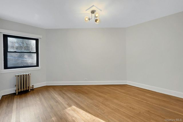 64 Kensington Road 1B, Bronxville, NY 10708