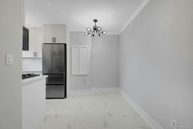 64 Kensington Road 1B, Bronxville, NY 10708