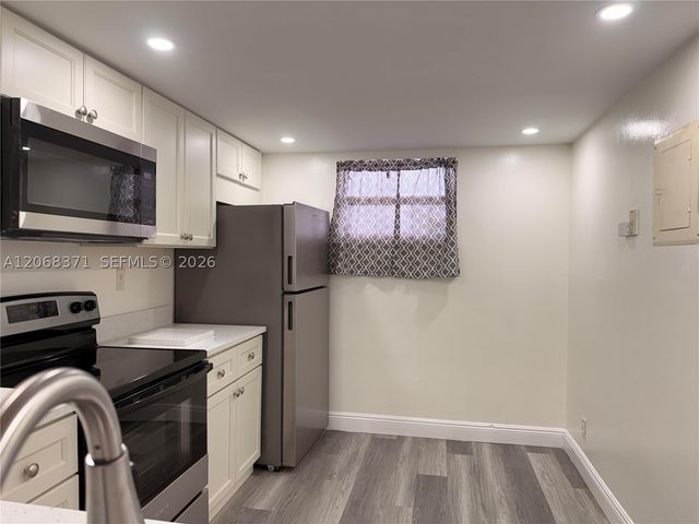 1200 NW 87th Ave 413, Coral Springs, FL 33071