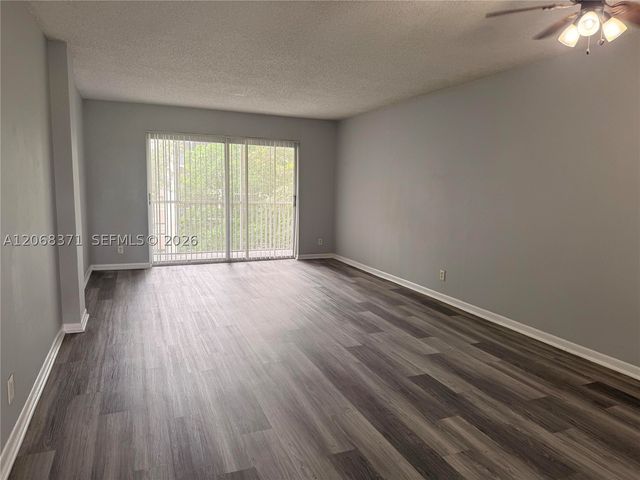 1200 NW 87th Ave 413, Coral Springs, FL 33071