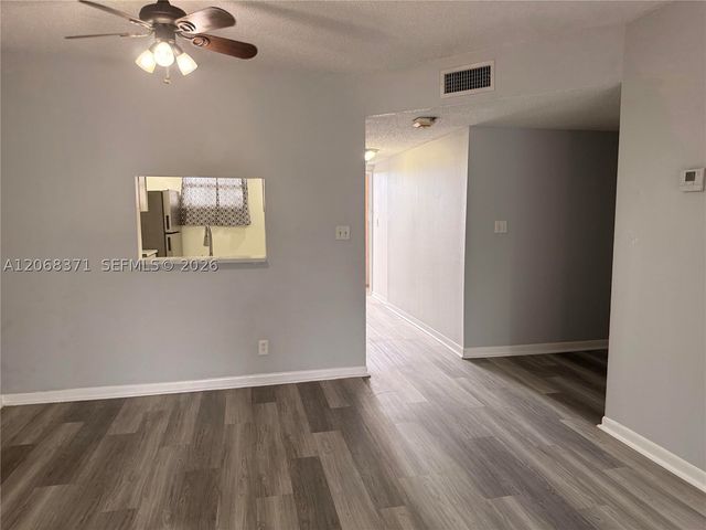 1200 NW 87th Ave 413, Coral Springs, FL 33071