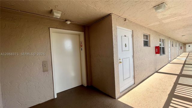 1200 NW 87th Ave 413, Coral Springs, FL 33071