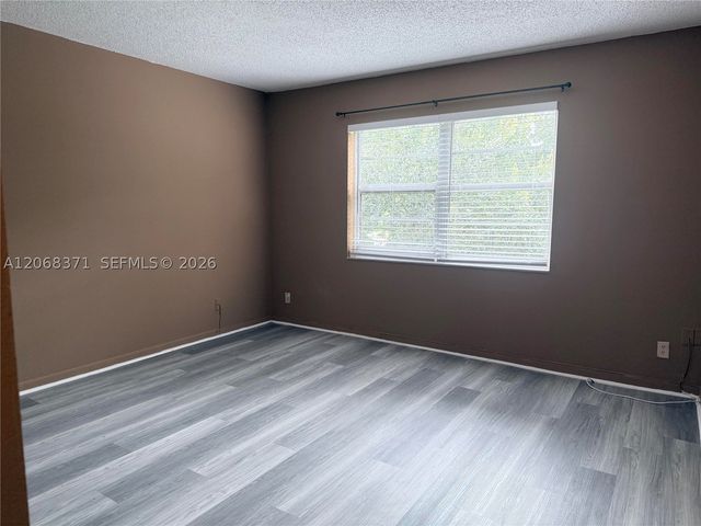 1200 NW 87th Ave 413, Coral Springs, FL 33071