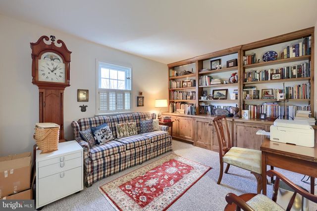 16 HORSESHOE DR, Ephrata, PA 17522