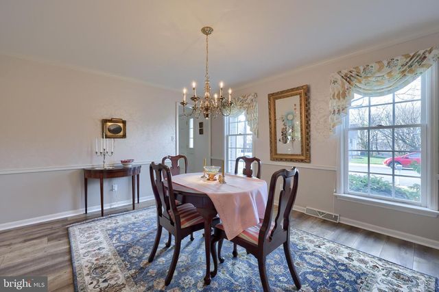 16 HORSESHOE DR, Ephrata, PA 17522