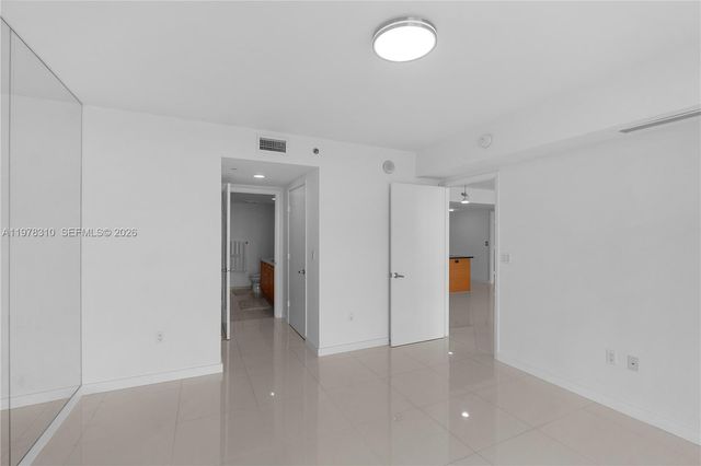 50 Biscayne Blvd 1902, Miami, FL 33132