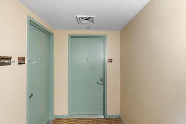 50 Biscayne Blvd 1902, Miami, FL 33132