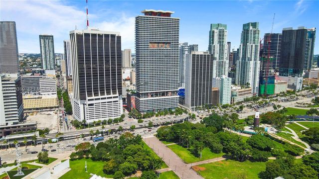 50 Biscayne Blvd 1902, Miami, FL 33132