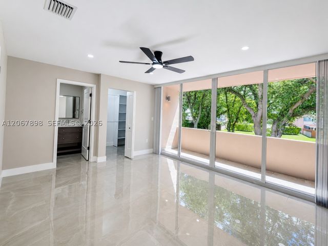 14124 Kendale Lakes Cir 14124, Miami, FL 33183