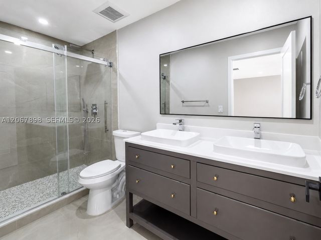 14124 Kendale Lakes Cir 14124, Miami, FL 33183