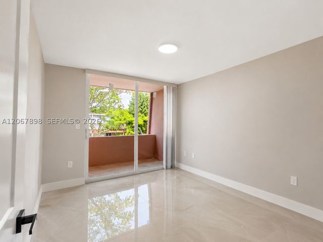 14124 Kendale Lakes Cir 14124, Miami, FL 33183