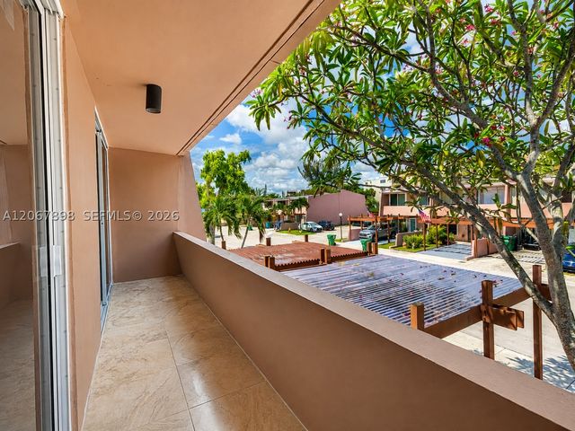 14124 Kendale Lakes Cir 14124, Miami, FL 33183