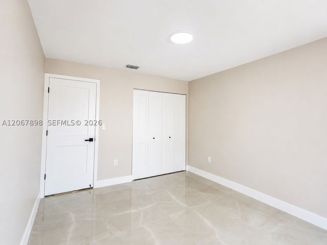 14124 Kendale Lakes Cir 14124, Miami, FL 33183