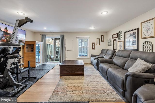 4010 CAIRO PL, Woodbridge, VA 22192