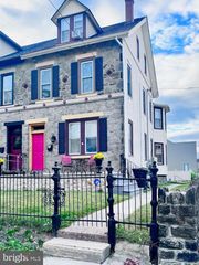 135 E UPSAL ST, Philadelphia, PA 19119