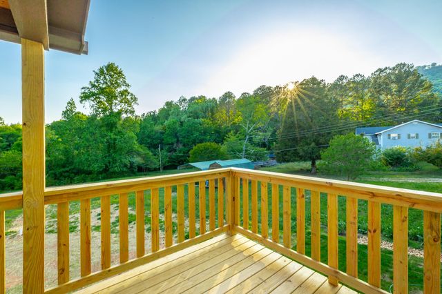 676 Courtney Lane, Chattanooga, TN 37415