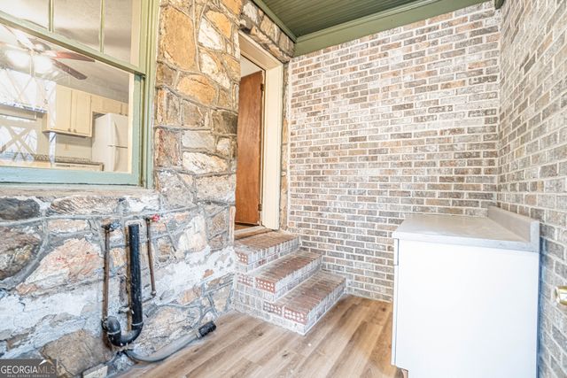 1865 Oak Grove Road NE, Atlanta, GA 30345