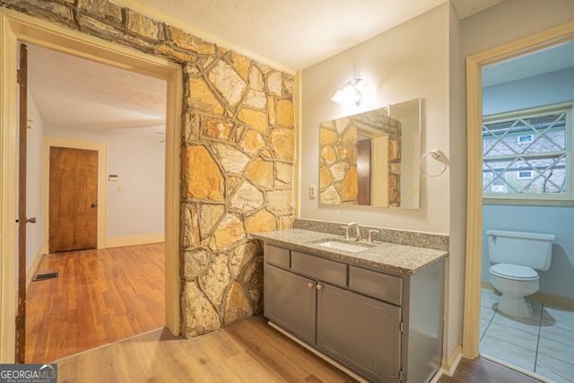 1865 Oak Grove Road NE, Atlanta, GA 30345