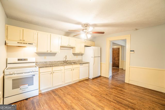 1865 Oak Grove Road NE, Atlanta, GA 30345