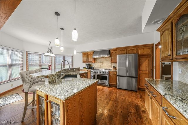 11779 Derbyshire Lane, Chagrin Falls, OH 44023