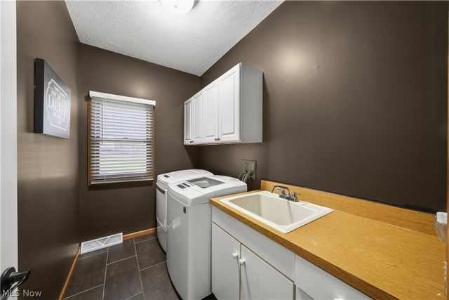 11779 Derbyshire Lane, Chagrin Falls, OH 44023